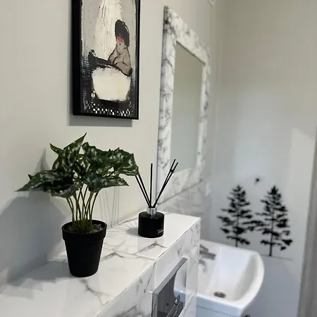 Nocleg ze śniadaniem Szumi Józefów