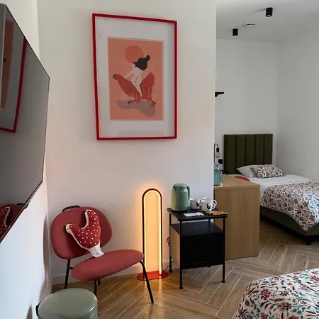 Szumi Couette-café Józefów