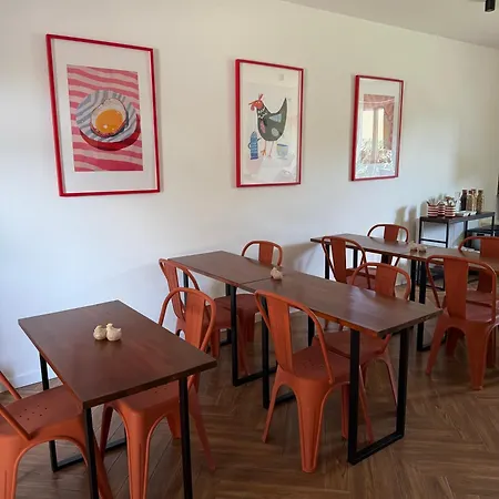 Bed & Breakfast Szumi *